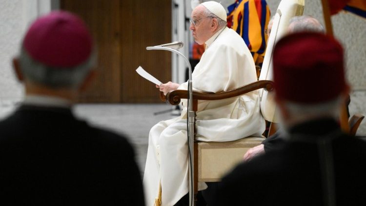 O Papa: anunciemos juntos “mansos e bons como cordeiros”. Deus está próximo.