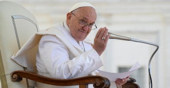 A homilia deve ajudar a transferir a Palavra de Deus do livro para a vida