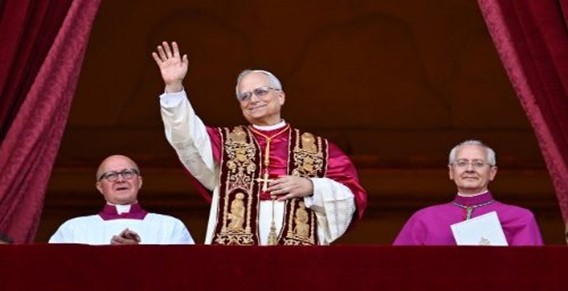 As primeiras palavras do Papa Leão XIV a Roma e ao mundo