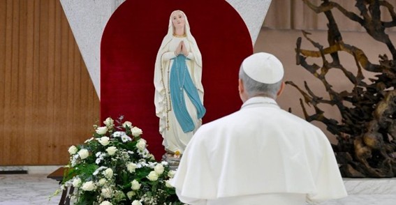 A Palavra de Deus sacia a nossa sede de sentido, de verdade sobre as nossas vidas