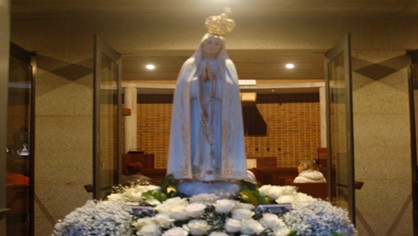 Procissão de Velas em Honra de Nossa Senhora